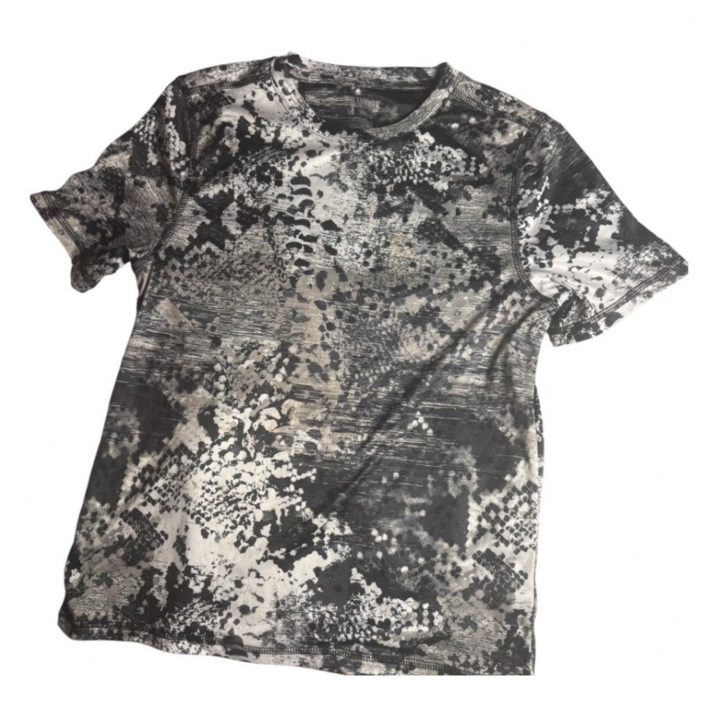 Reel Legends Reel-Tec Womens Medium Black Grey Snakeskin Camo Performance Tee